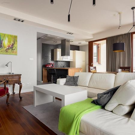 Hlonda Deluxe Apartment With Terrace Варшава Экстерьер фото