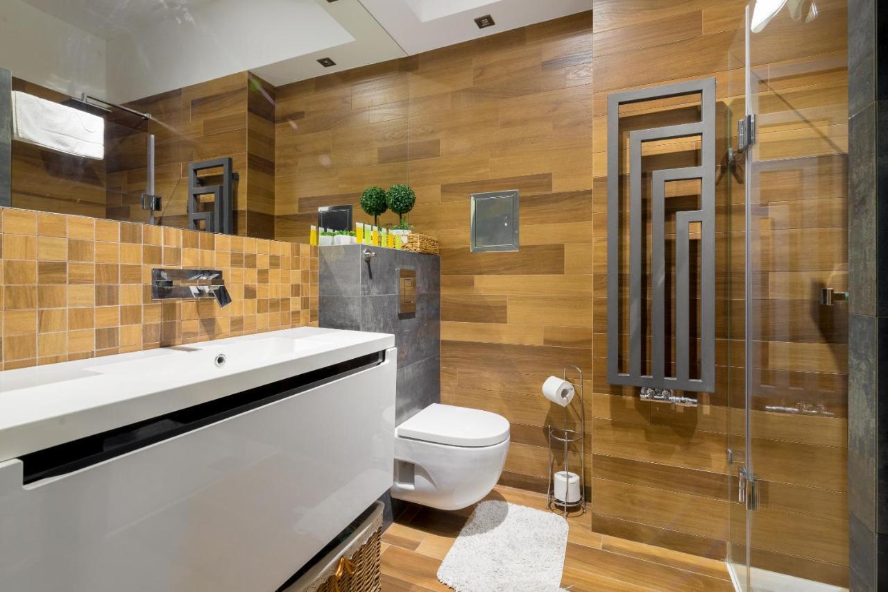 Hlonda Deluxe Apartment With Terrace Варшава Экстерьер фото